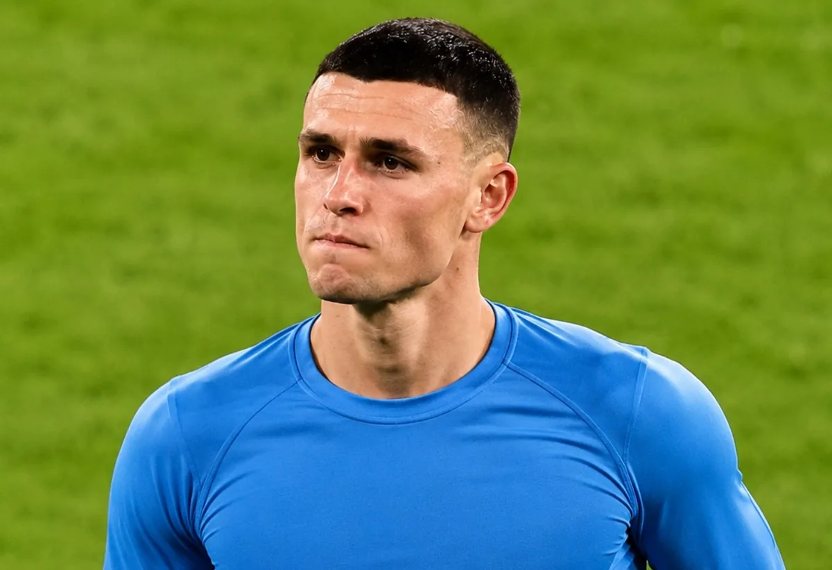 Image: Foden Inspired as City Cruise Past Dortmund