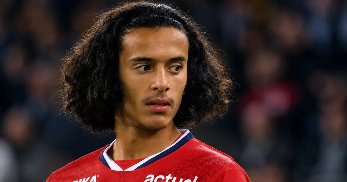Ayyoub Bouaddi in action for Lille, pushing for a summer move to Manchester City